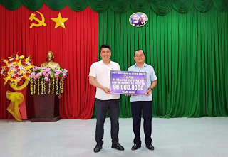 HƯNG PHÁT TRAO TẶNG 96 TRIỆU ĐỒNG XÂY DỰNG NHÀ ĐẠI ĐOÀN KẾT TRÊN ĐỊA BÀN XÃ PHÚ TÂN - HUYỆN CHÂU THÀNH - TỈNH HẬU GIANG