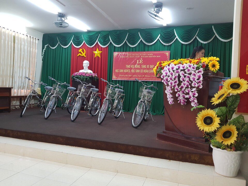 CÔNG TY TNHH MTV BẤT ĐỘNG SẢN HƯNG PHÁT CÙNG CHUNG TAY THỰC HIÊN “MÁI ẤM ĐẾN DÂN, QUÀ VUI ĐẾN TRƯỜNG” TRONG NĂM 2018